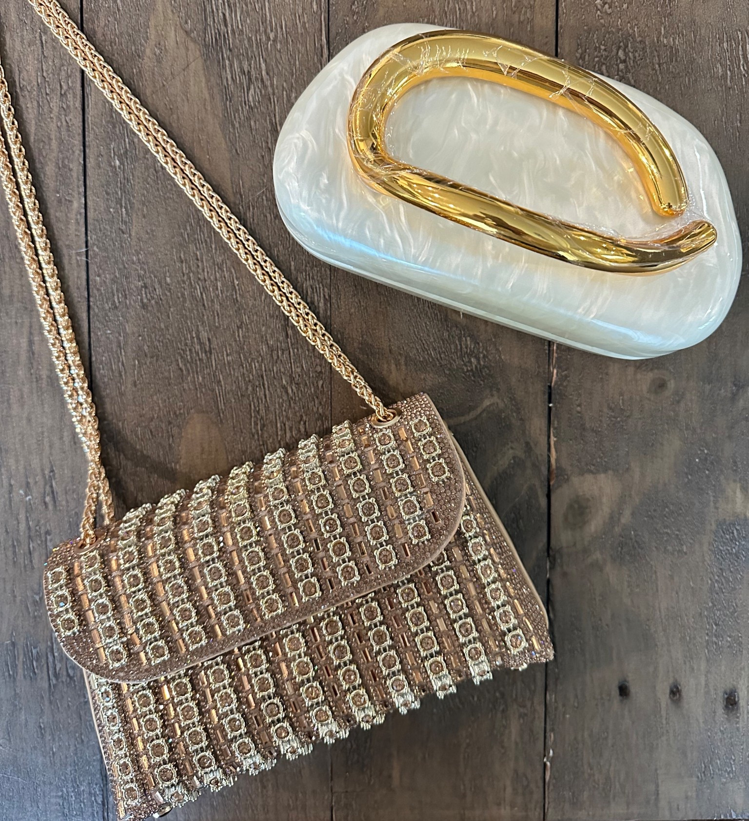  Clutch options 

#LTKFindsUnder100 #LTKItBag #LTKStyleTip