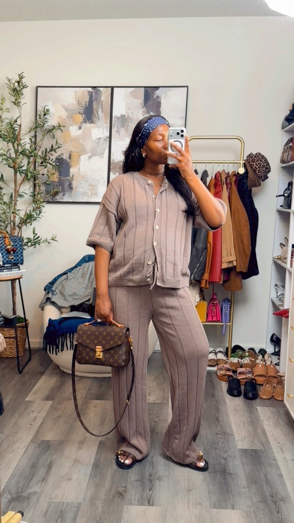 Today’s appointment OOTD
A set is all I love in these days. 
Medium top & large pants


Follow my LTK @KerrySpence_ on the @shop.LTK app to view this post and get my exclusive app-only content!

#liketkit #LTKootd #LTKBump #LTKSeasonal
@shop.ltk
https://liketk.it/63GEU