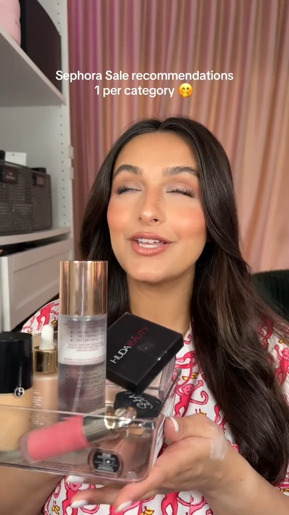 Sephora Sale is coming up!! Here are my recommendations if I had to pick one product from each category!!💄💋❤️

Shades I'm Wearing: 
Concealer: Ginger
Liquid Blush: Happy
Contour: Medium
Blush: Hibiscus Haze
Highlight: Exhilarate
Lip Velvet: Pink Sand
Lip Liner: Flirt
Cloud Set: Comfy
Lip Oil: Bare Sand  

 

#LTKWatchNow #LTKSaleAlert #LTKBeauty