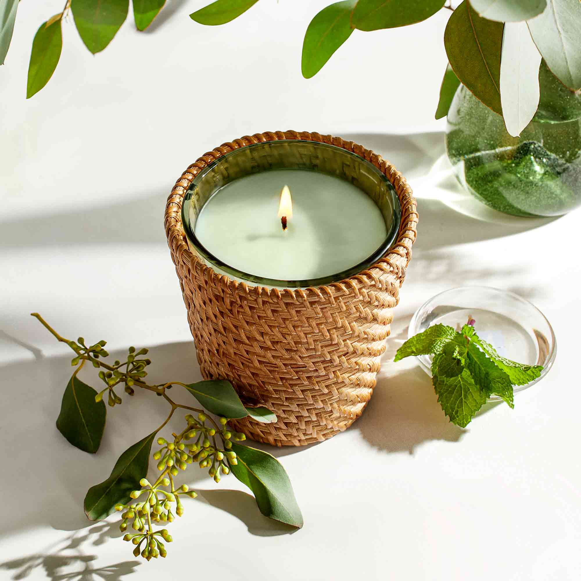 Rattan Wild Mint & Eucalyptus Classic Candle | NEST Fragrances