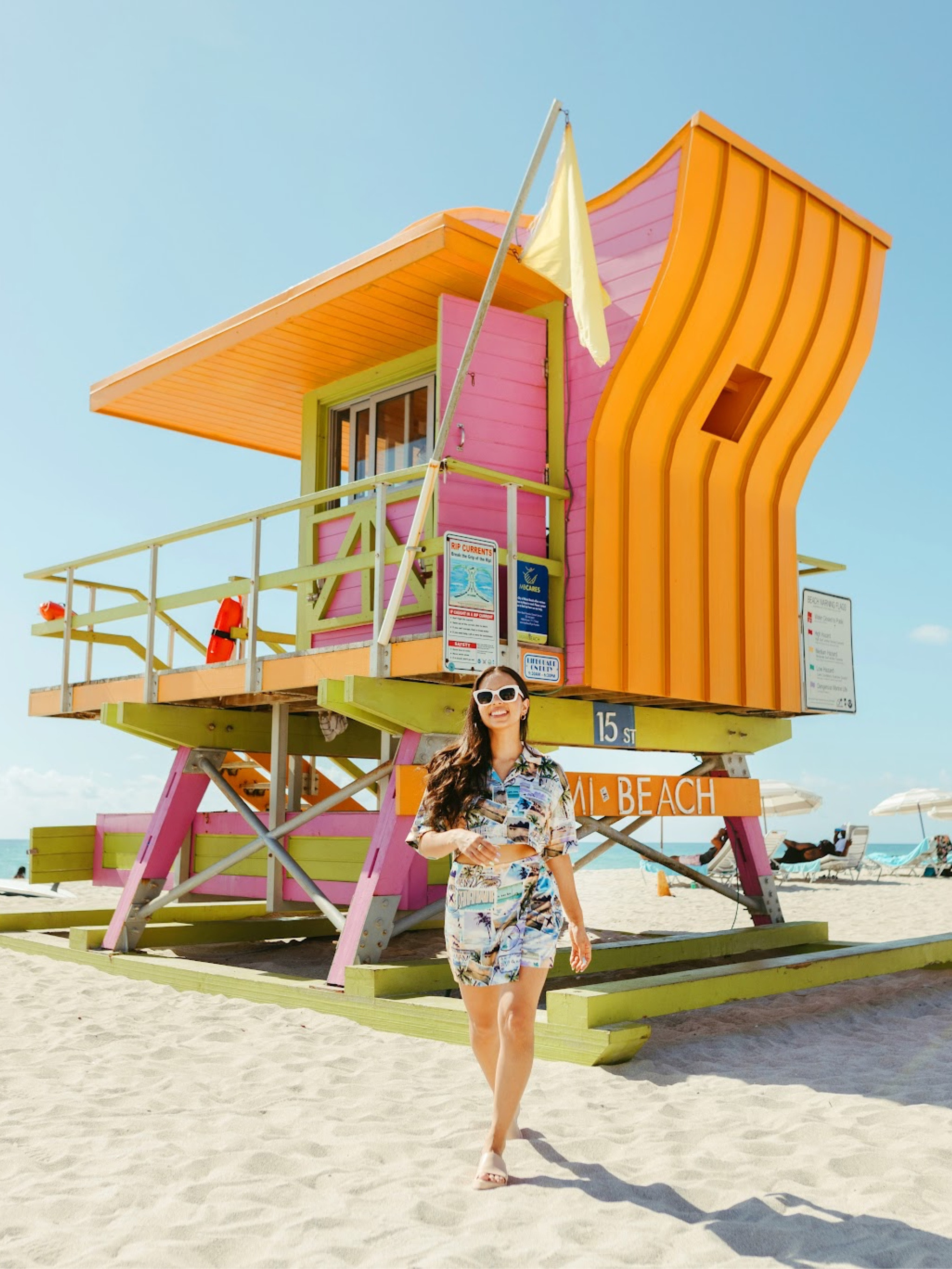 In Miami? Take the self-guided digital tour, Capture the City: Miami presented by @MarriottBonvoy and @VisitMiami. Why? Because I’m your host! And you get exclusive perks worth $200 per person, which is pretty cool too. Check it out here.
