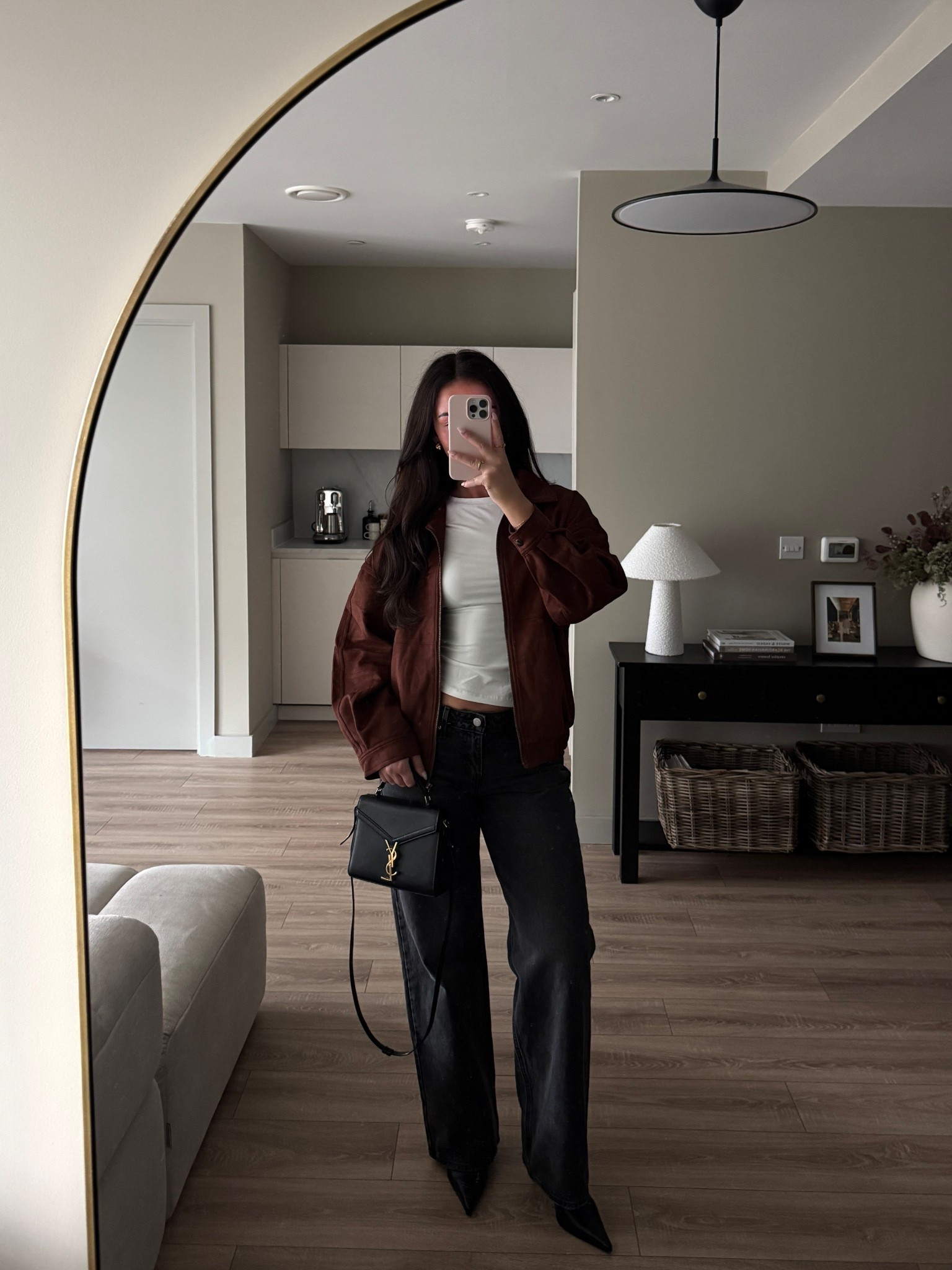 These are the best fitting jeans I’ve found in a while! I wear size W28 32L x

Jeans, low waist jeans, Levi jeans, bomber jacket, suede bomber jacket, autumn outfits, Amazon

#LTKjeans #LTKautumn #LTKdatenight