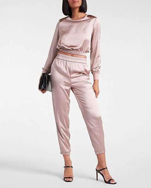 Satin Strong Shoulder Cropped Top | Express