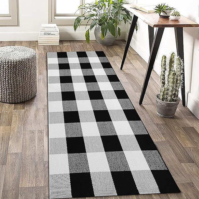 KOZYFLY Buffalo Plaid Check Outdoor Rug 2' x 4.3' Farmhouse Rug Hallway Runner Checkered Cotton W... | Amazon (US)