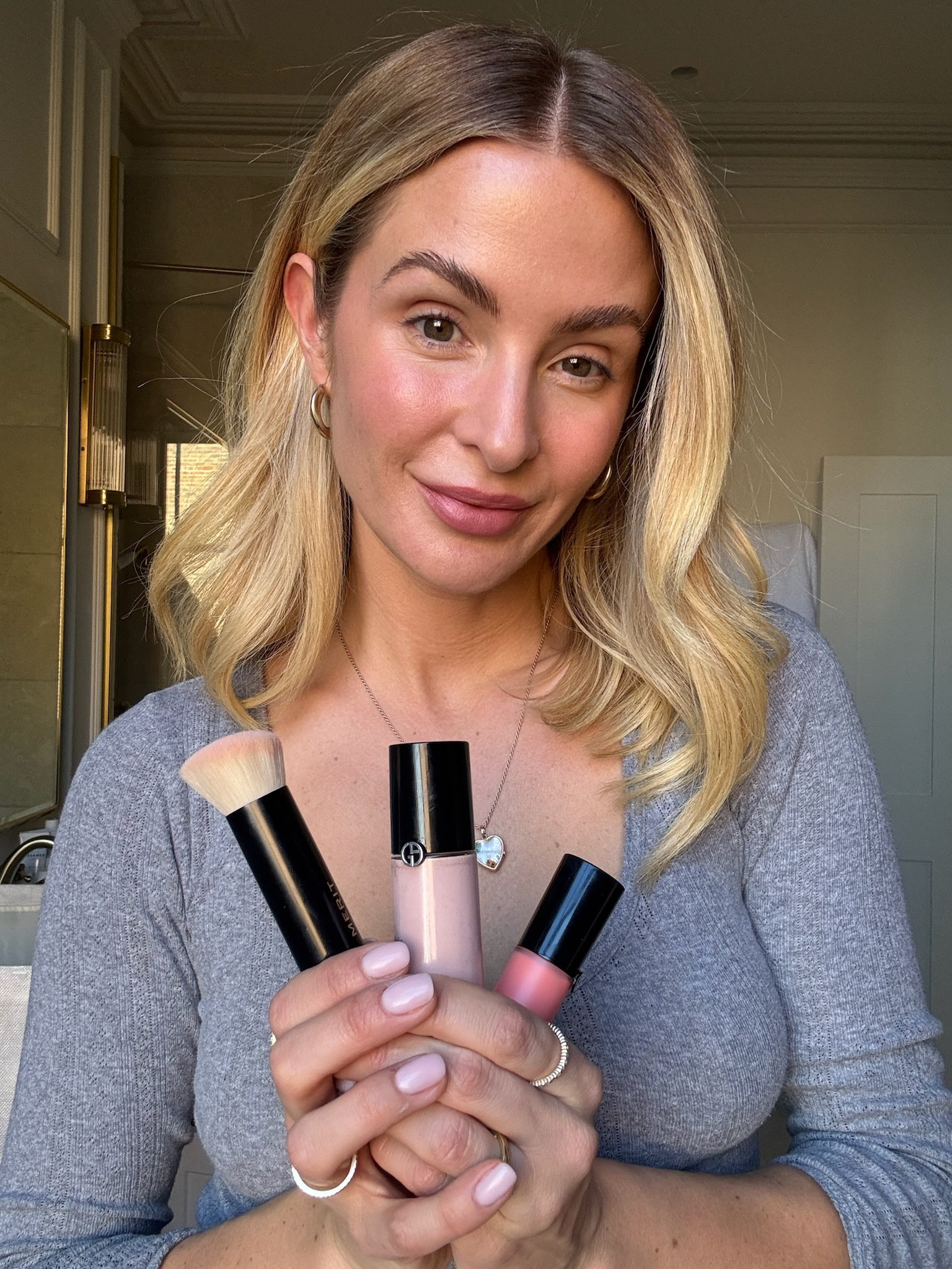 Have you tried the viral blusher hack?! 🩷

#LTKbeauty #LTKstyletip #LTKFashionMonth