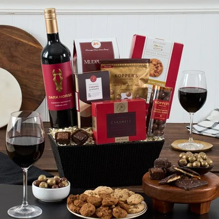 Red Wine & Dark Chocolate Gift Basket | GourmetGiftBaskets.com