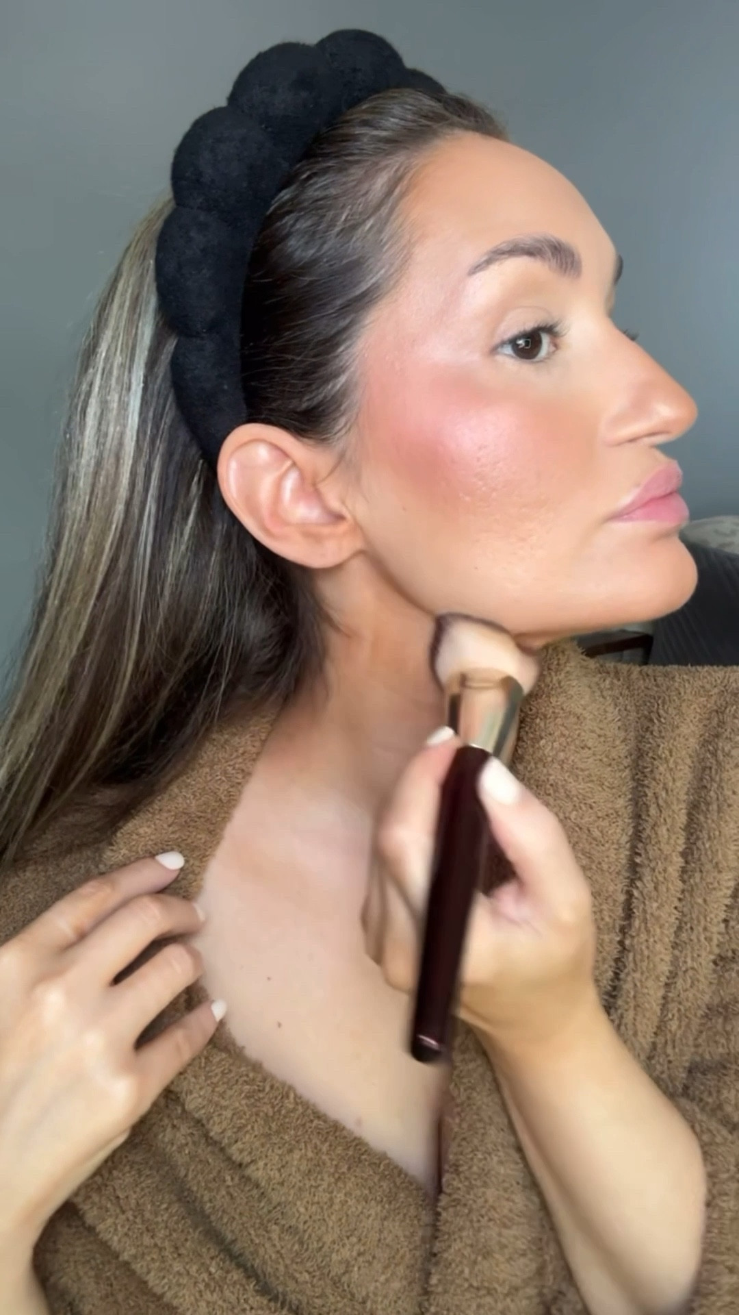 Sephora Sale Must Have!

I have purchased so many of these, and prob been using it for 10 years. Even when I don’t wear other makeup, I throw this on for a little glow ✨

#LTKSaleAlert #LTKgrwm #LTKBeauty