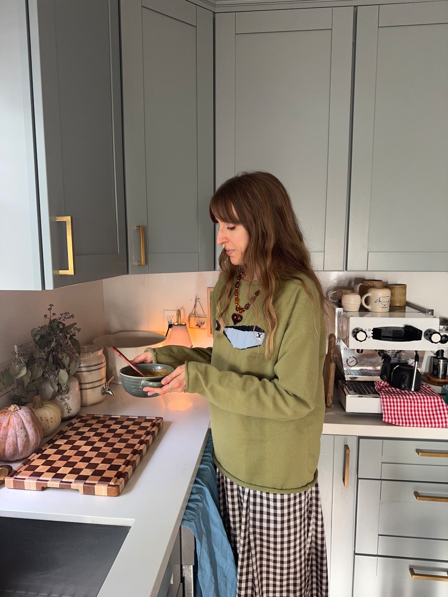 Making soup and muffins around the 🕰️ 