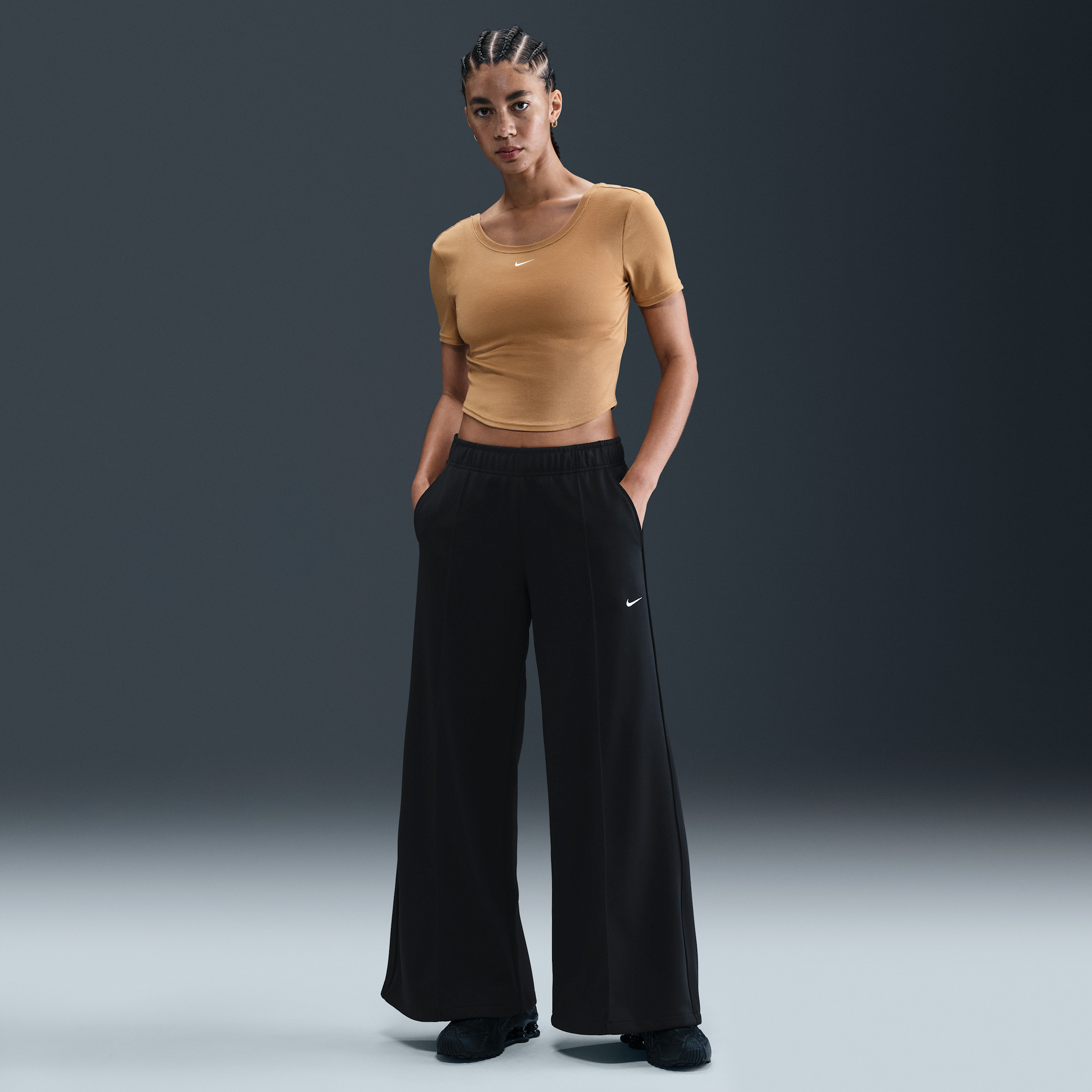 Women's Nike Sportswear Mid-Rise Wide-Leg Track Pants in Black | IH8514-010 | Nike (US)