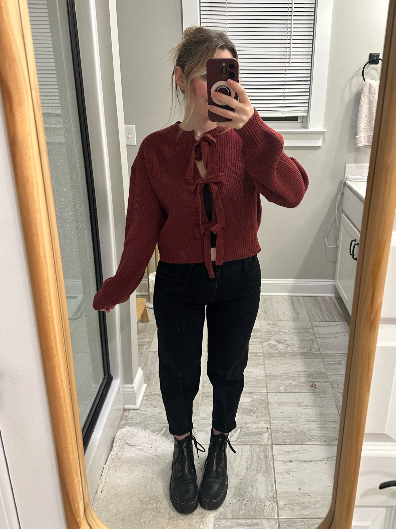Cute work fit! Loving this front tie sweater and the jeans are suuuper comfy and stretchy. 
Burgundy tie front sweater- S
Black barrel jeans- 2p


#LTKWorkwear #LTKPetite #LTKStyleTip