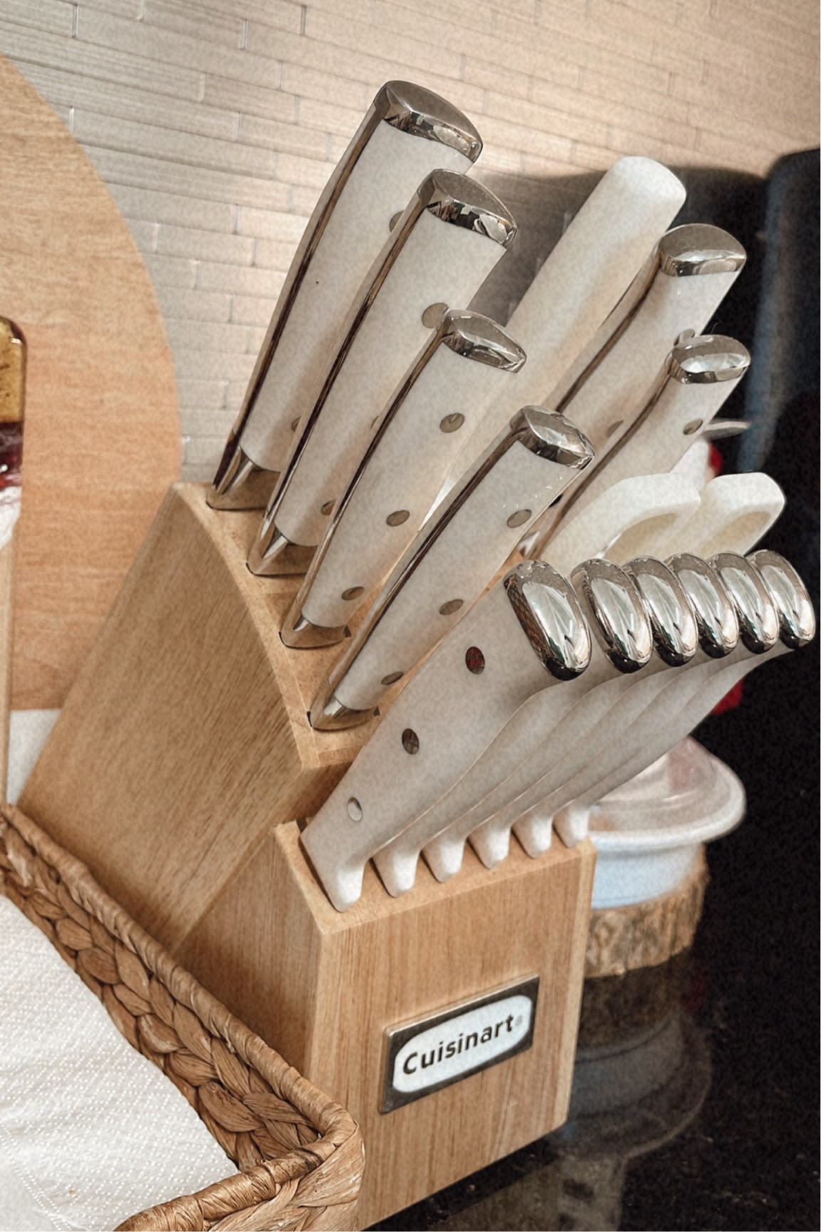 Cuisinart Kitchen Knife Set 

White knife set, amazon kitchen finds 

#LTKhome