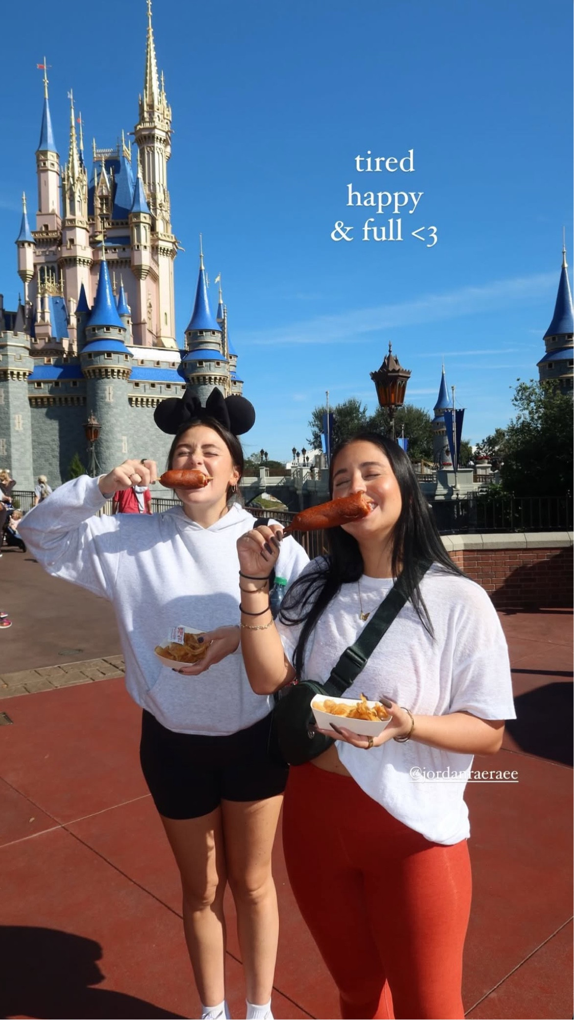 tired, happy, & full <3

#LTKSeasonal #LTKStyleTip