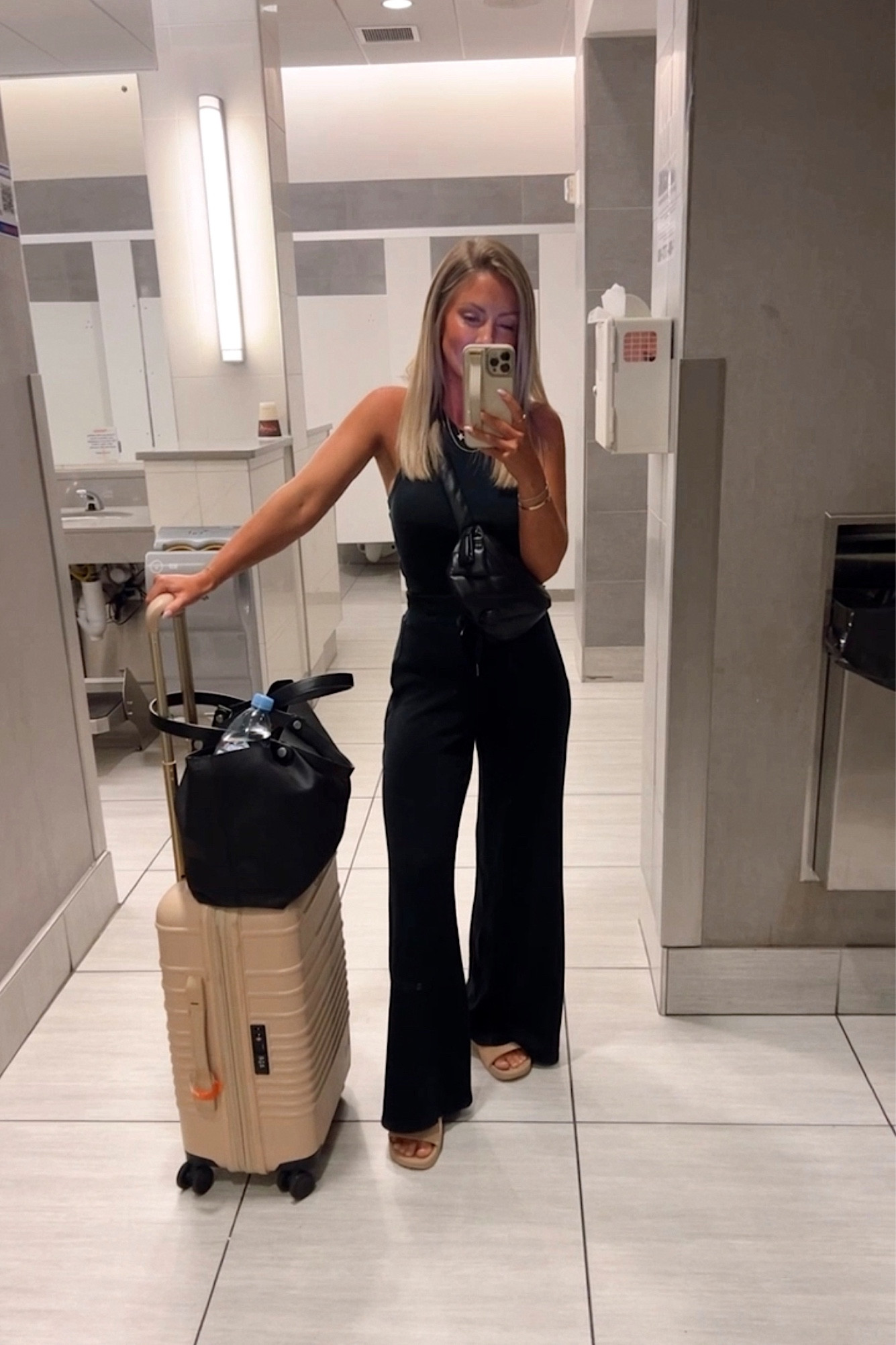 Airport outfit ✈️

#LTKtravel #LTKstyletip #LTKunder100