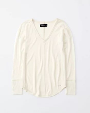 V-neck Cozy Legging Tee | Abercrombie & Fitch US & UK