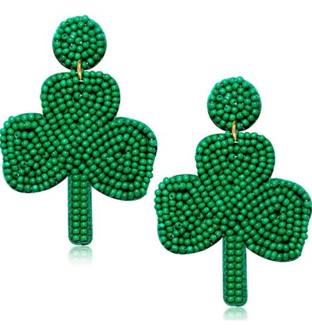 Love these St. Patrick’s day headed earrings on Amazon!! Shamrock earrings! Beaded earrings 