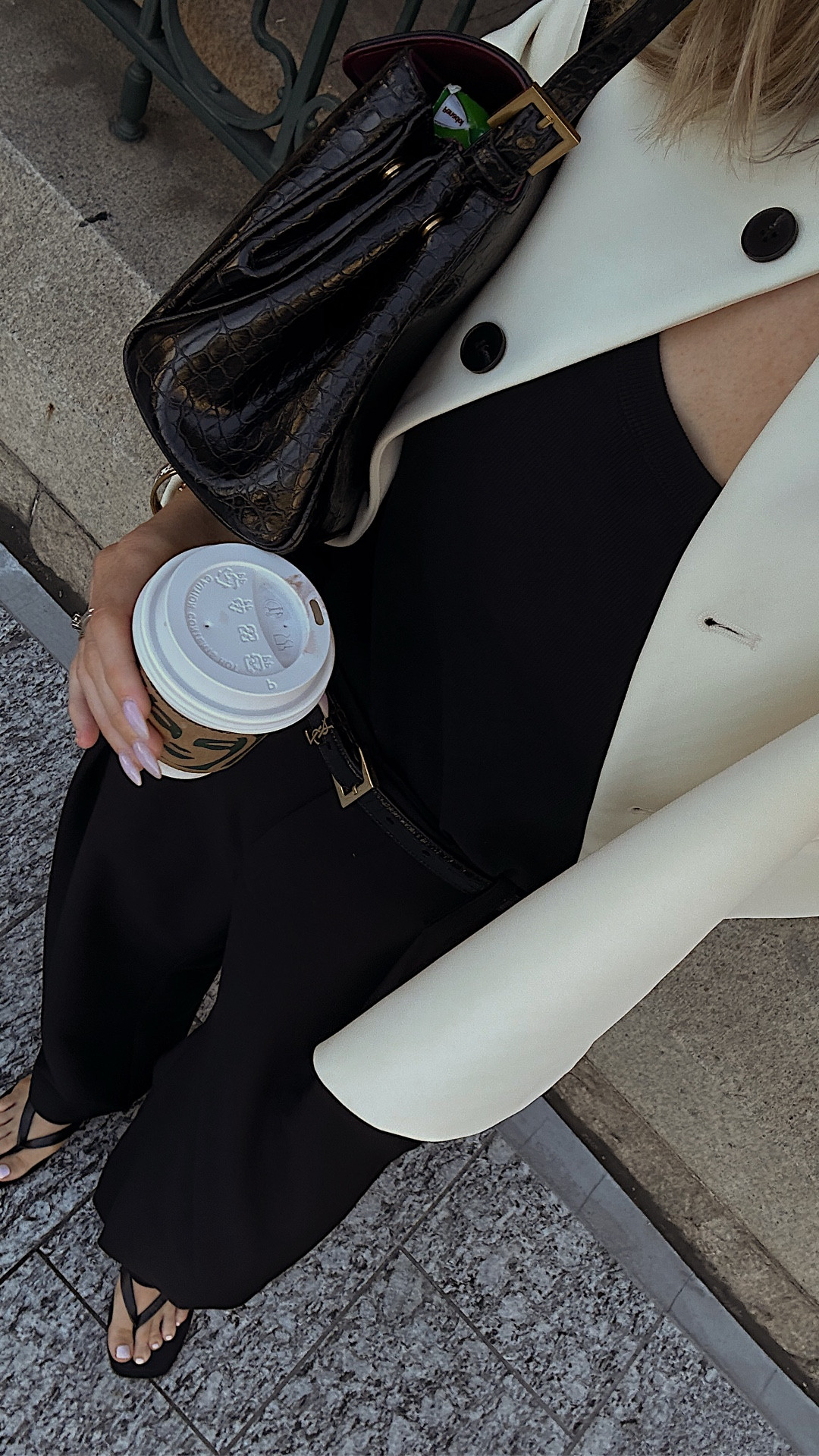 Proof that wardrobe basics are anything but… #ootd #fashionbasics

#LTKaustralia #LTKworkwear #LTKautumn