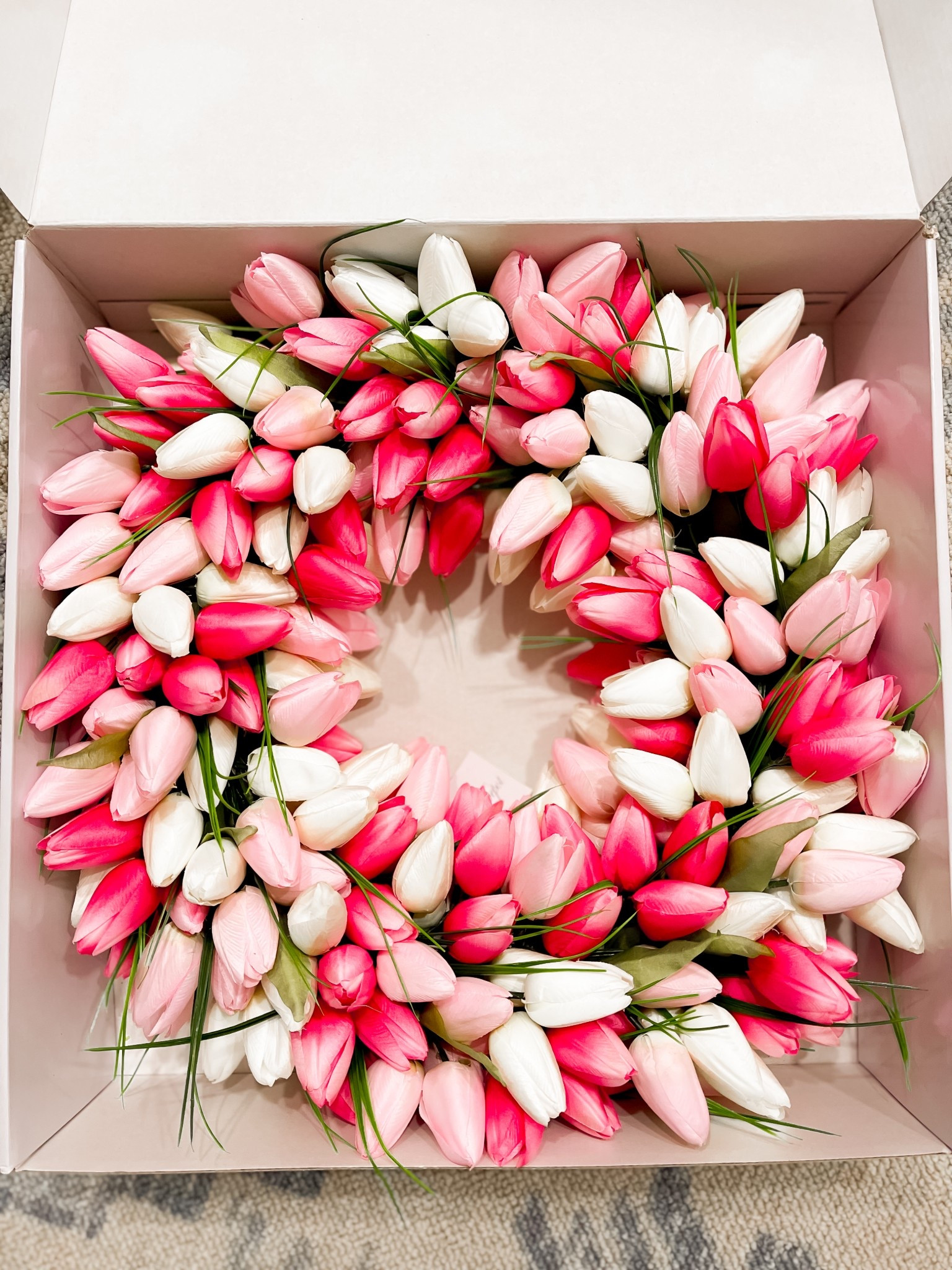 This spring wreath from Amazon is so beautiful! The vibrant colors of the tulips are absolutely gorgeous!

Easter wreath 
Spring decor 
Easter decor 
Home decor 
Spring front porch 


#LTKHome #LTKFindsUnder100 #LTKSeasonal