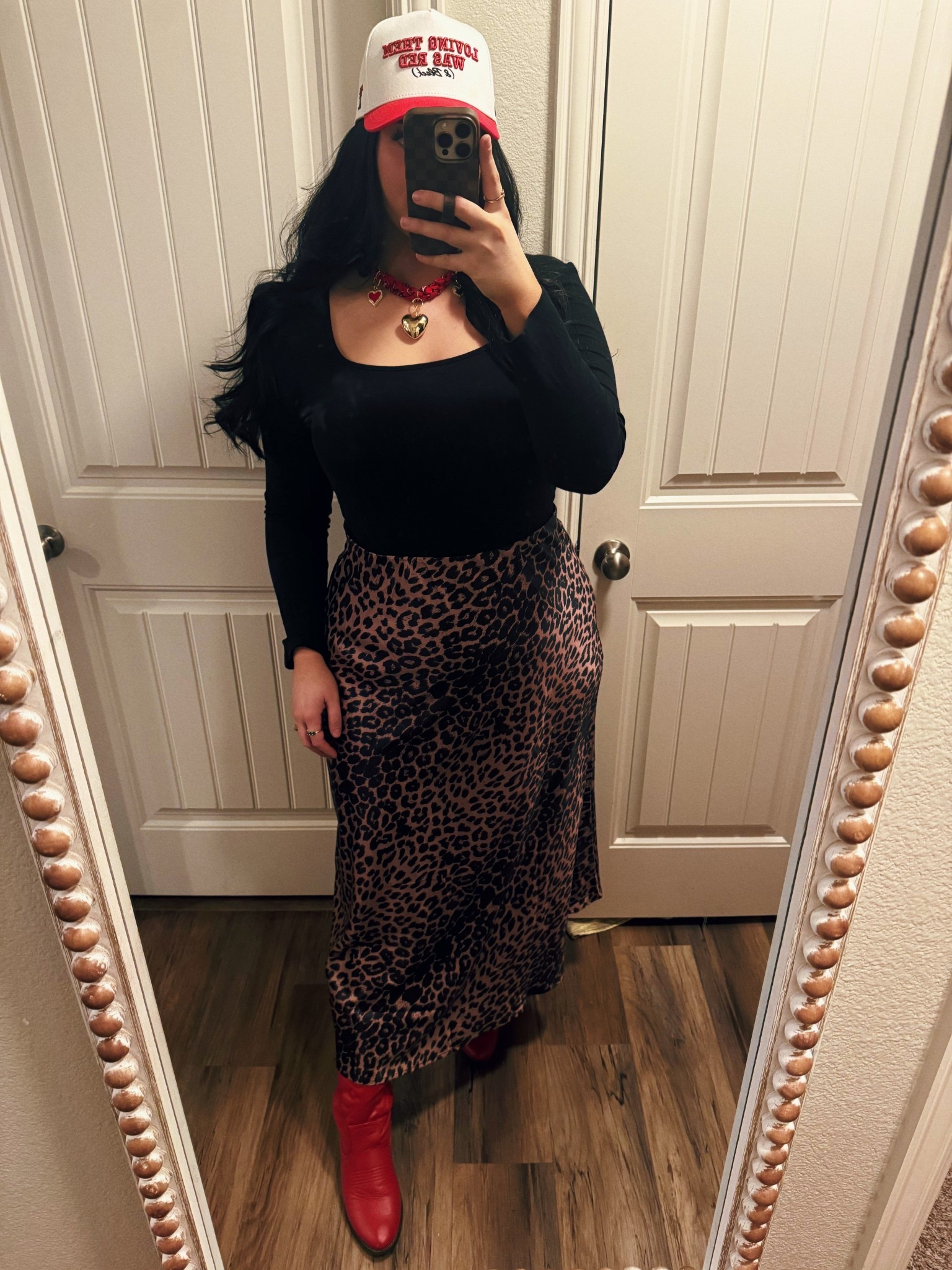 Hat is from red raider outfitter 🥰

#LTKootd #LTKgrwm #LTKMidsize