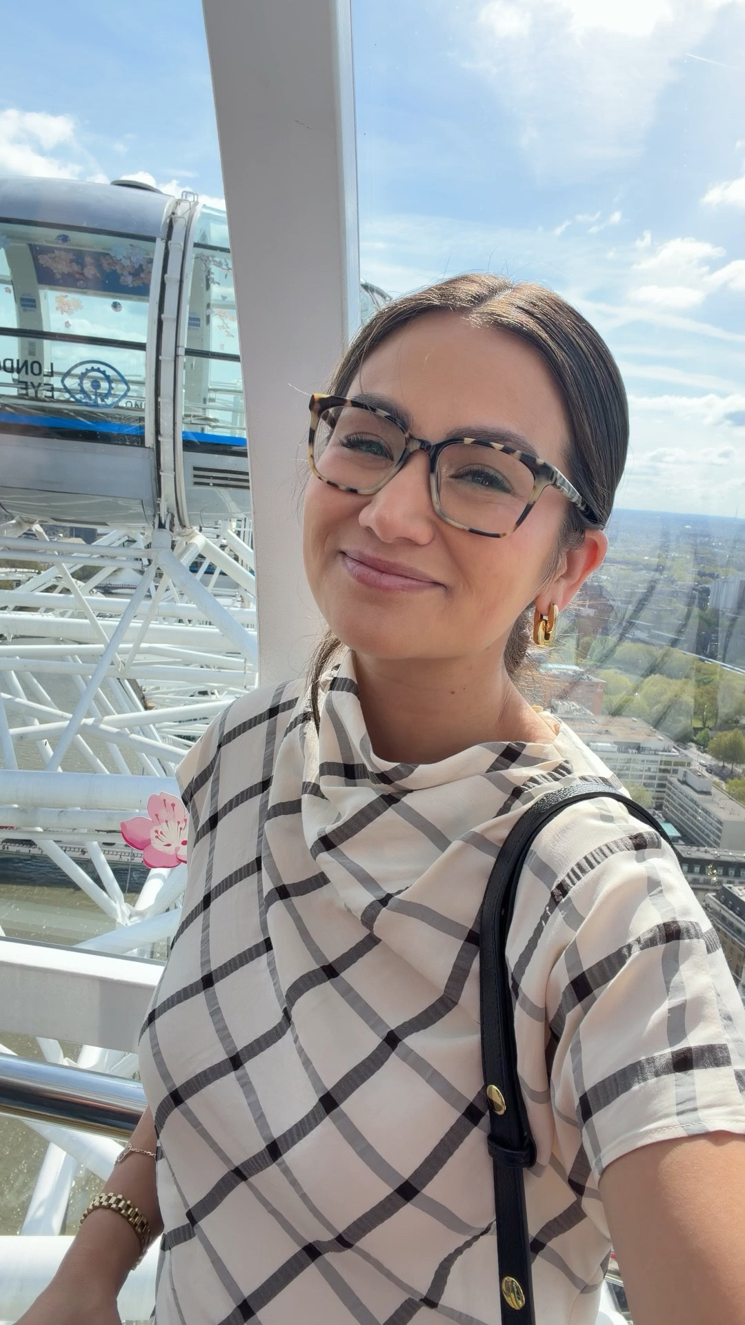 My London trial mom ootd with a plaid Mango dress and Warby Parker Hughes Glasses 

#LTKootd #LTKmomlife #LTKTravel