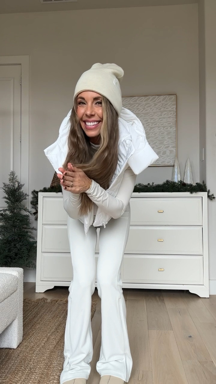 Lululemon winter looks!!! Winter white and Forrest green outfits

#LTKstyletip #LTKfitness #LTKSeasonal