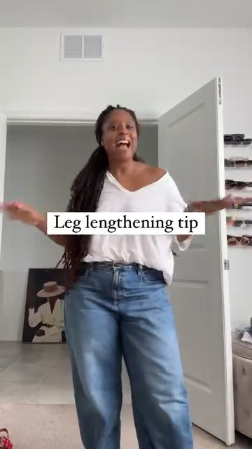 These $35 jeans are going to be in constant rotation this Fall. 

#midsizestyle #midsizefashion #targetstyle