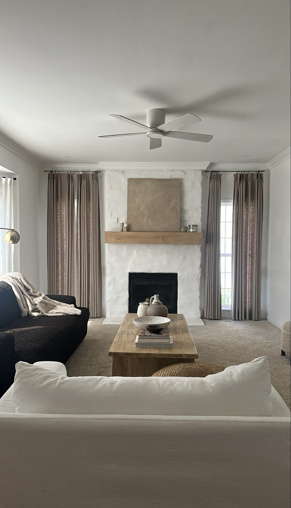 Modern minimalist living room inspo ☺️ I’ve linked some exact and some similar finds below for you to shop 👇

#LTKStyleTip #LTKSeasonal #LTKHome