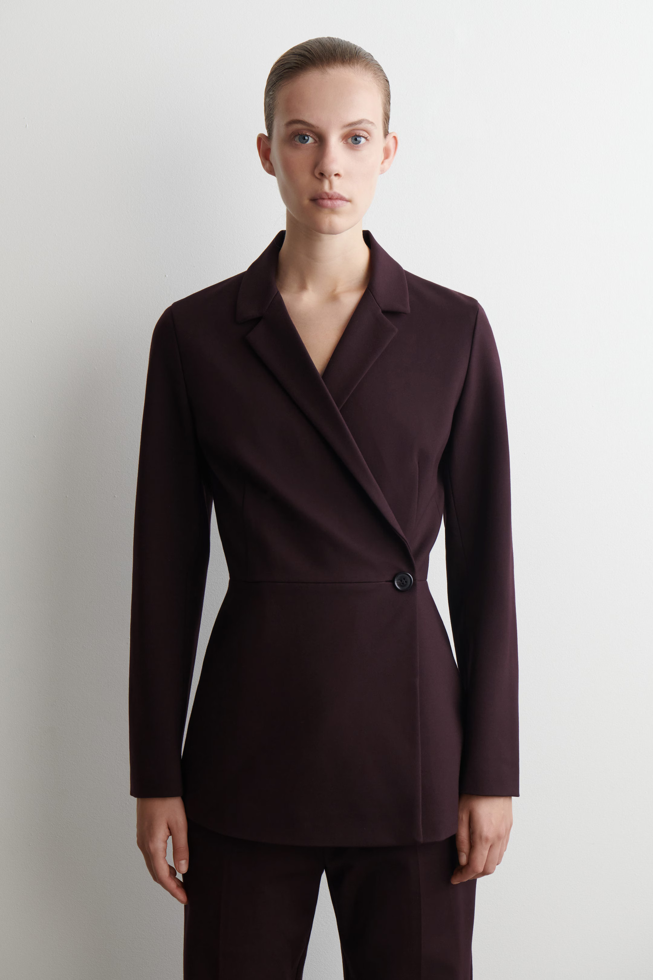 FLUID MILANO WRAP-FRONT BLAZER - BURGUNDY | COS GB | COS UK