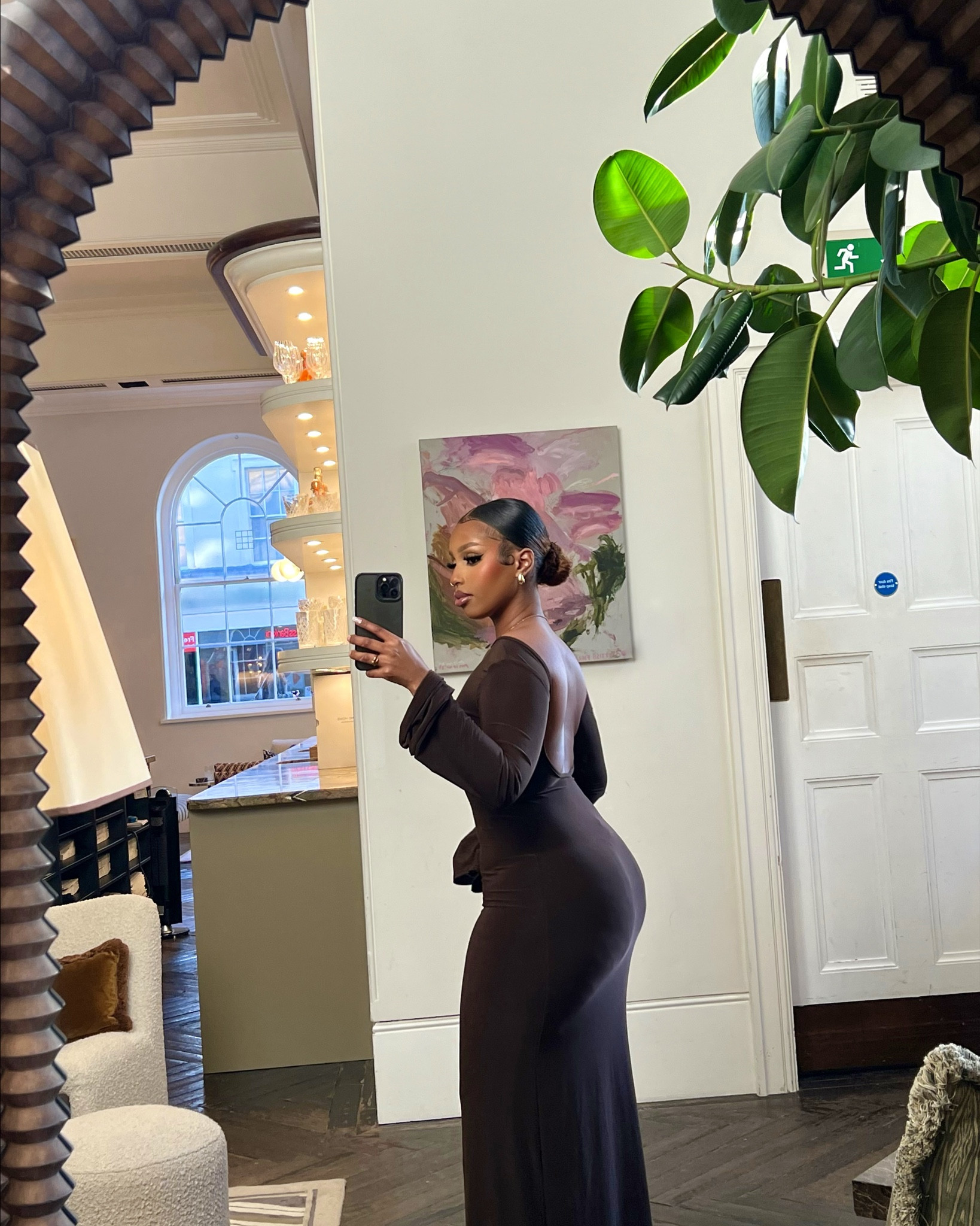 In love with this flare hand jersey dress 