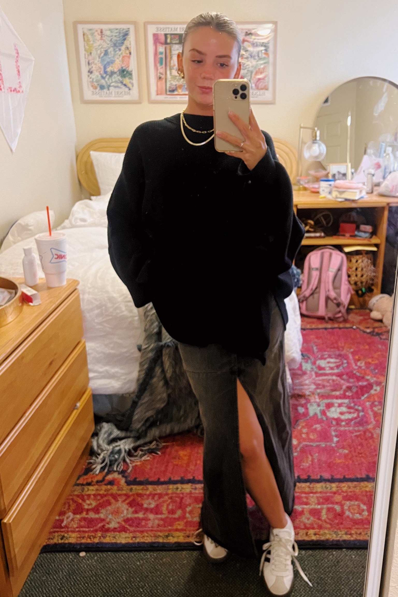 back to the cold!! i’m wearing a 23 in the skirt! 