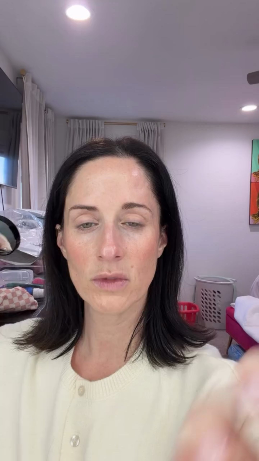 @lauragellerbeauty  @mdsolarsciences  @milanicosmetics  @amazon  @bareminerals  @politesocietybeauty