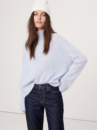 Oversized Cashmere Turtleneck Sweater | Banana Republic (US)
