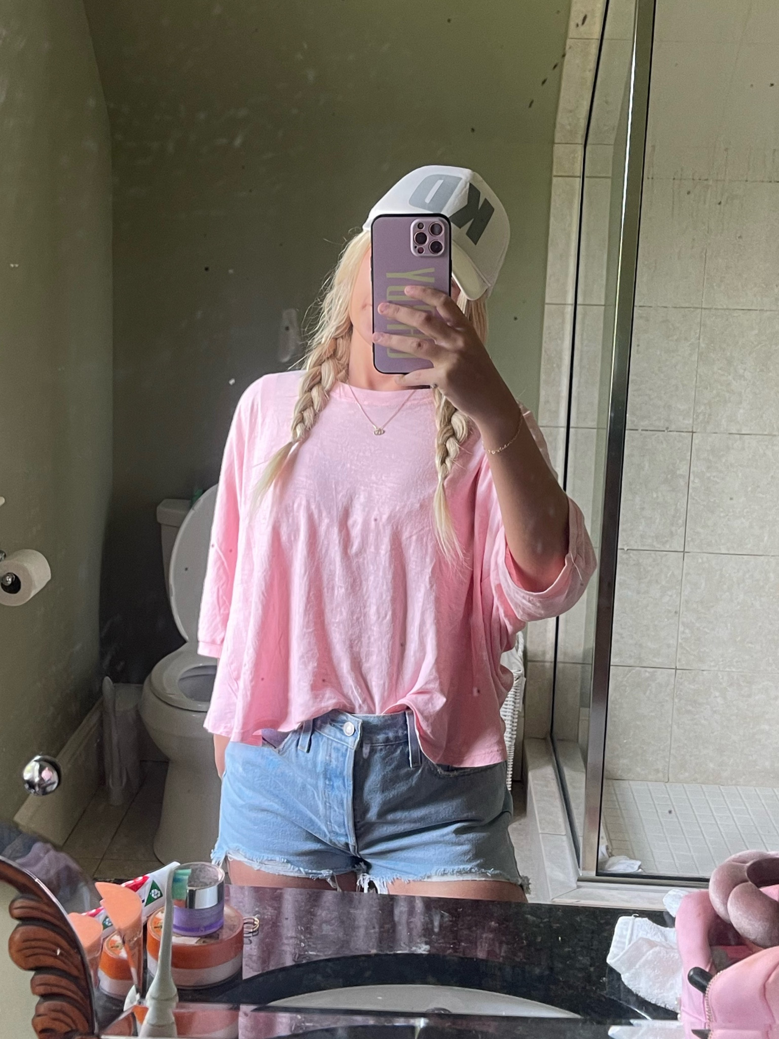 lightweight pink boyfriend t-shirt 

#LTKActive #LTKfindsunder100 #LTKworkwear