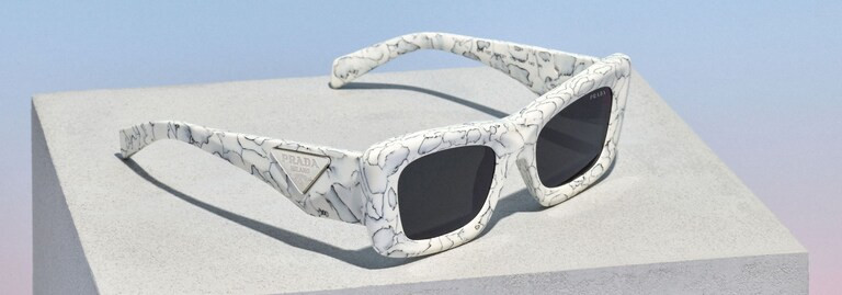 Prada | Sunglass Hut EU