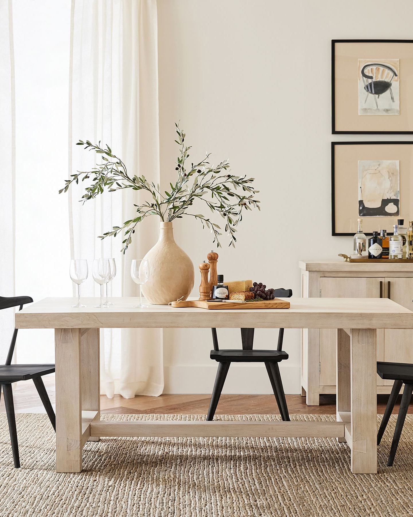 Reed Extendable Dining Table from
Pottery Barn

We love this beautiful dining table that comes in different finishes by pottery barn. Order today while it’s on sale!

#LTKU #LTKHome #LTKSaleAlert