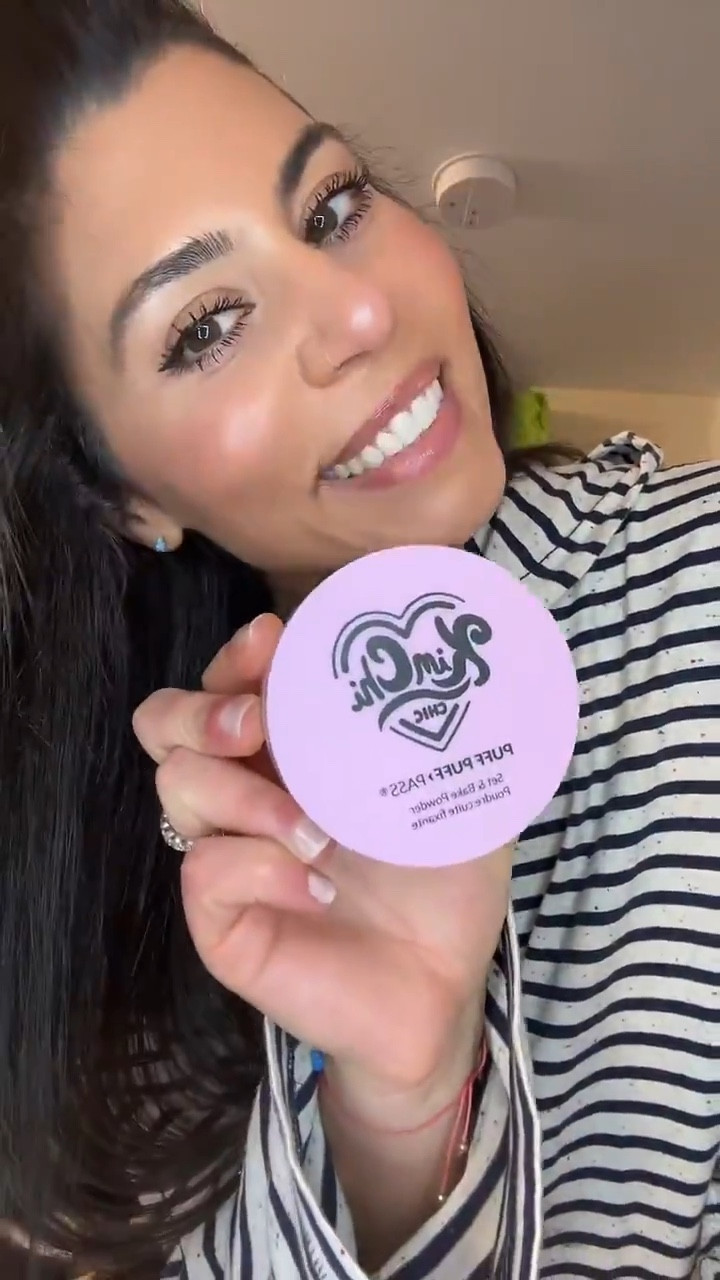 Brighten up your look with the @KimChi_Chic Beauty Puff Puff Pass Setting Powder in 'Banana' 🍌✨ The perfect soft matte finish that keeps your makeup flawless all day! 💛 #KimChiChic #SettingPowder #FlawlessFinish 

#LTKFindsUnder50 #LTKBeauty