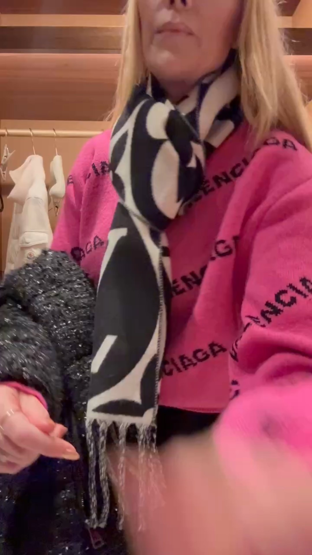 New Jacket! Perfect for winter cities or ski 🖤✨