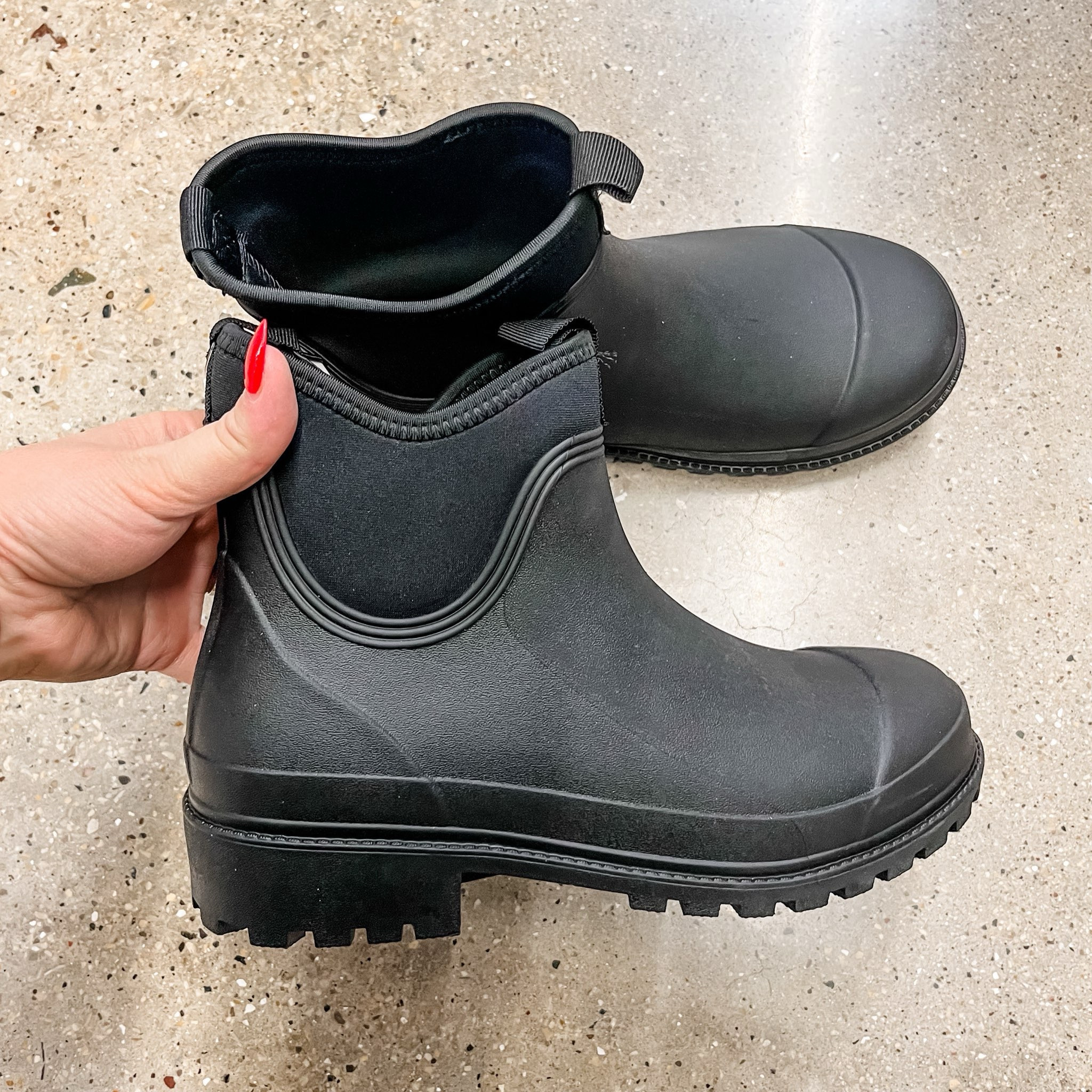 Cutie rain boots 

#LTKshoecrush #LTKfindsunder50