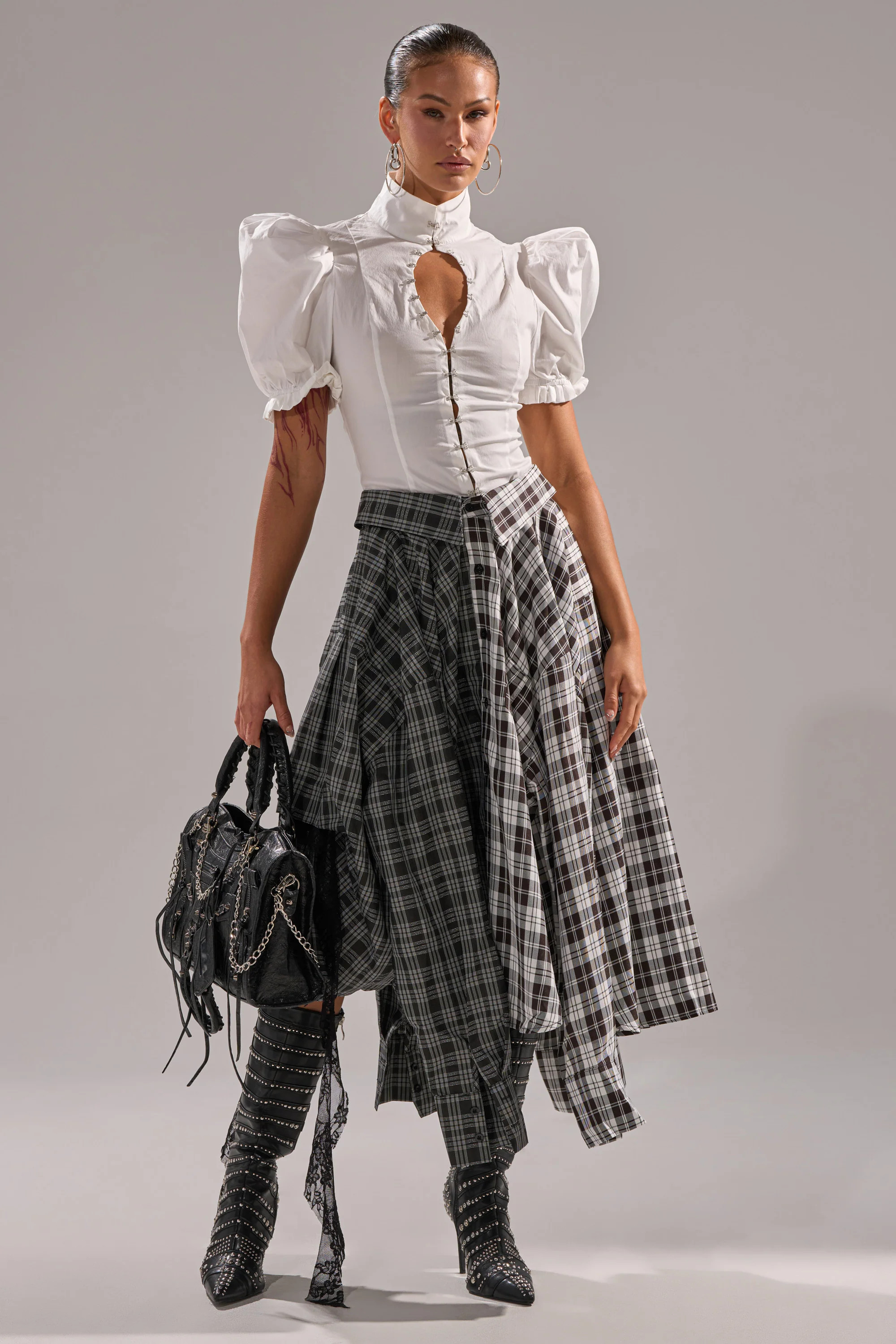 AKIRA Fall Vibes Plaid Midi Skirt | Black | Size Small | AKIRA