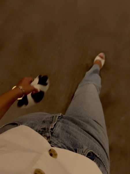 Linen Vest // Summer Look // Kitten Heels // Amazon Vest 

#LTKShoeCrush #LTKSeasonal #LTKStyleTip