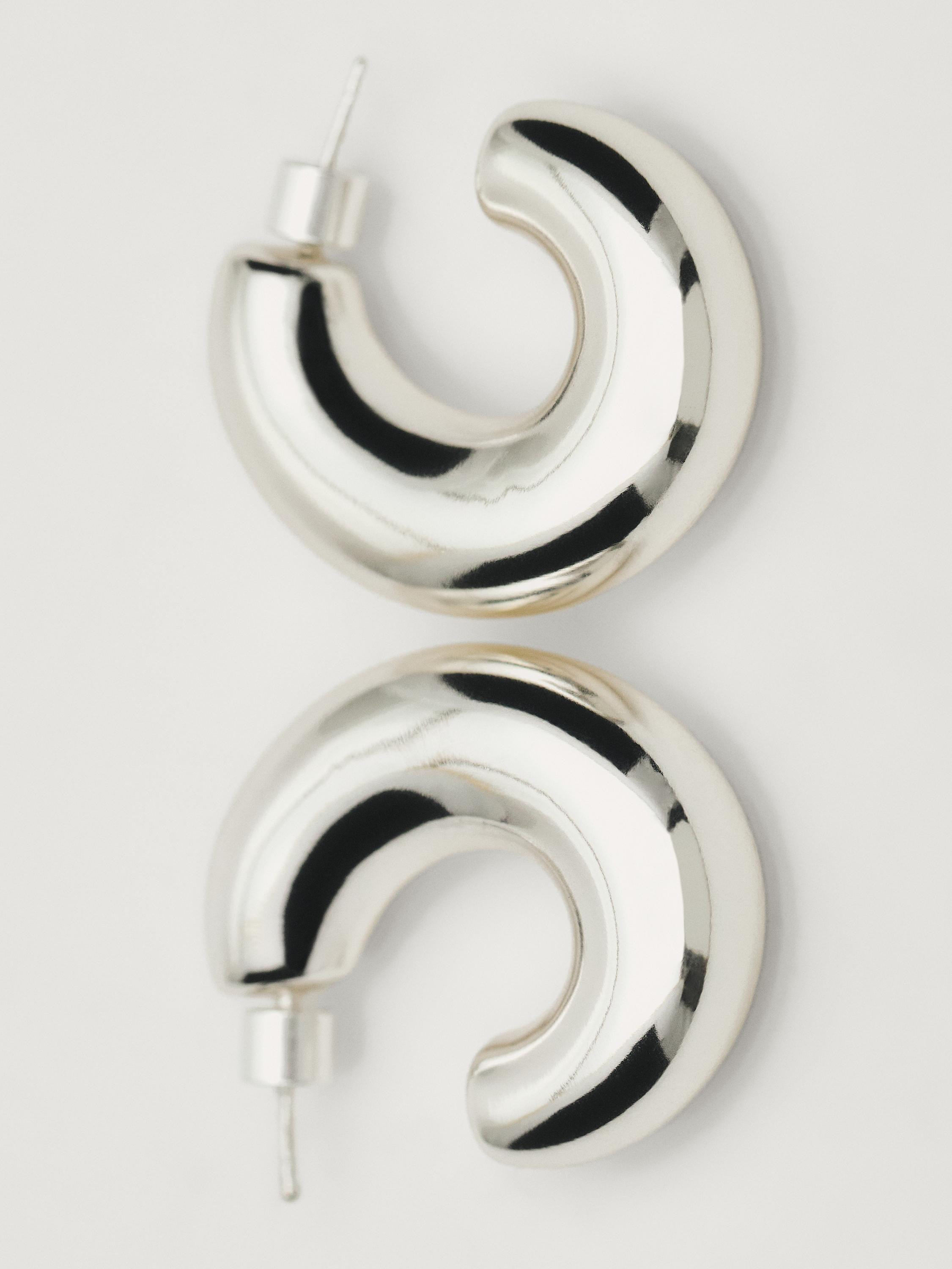 Curved hoop earrings | Massimo Dutti UK