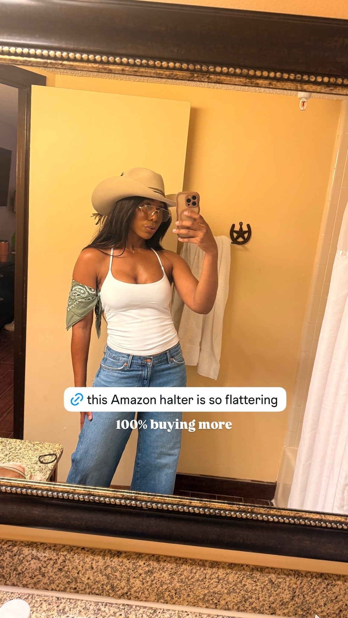 I want this halter in every color!! So so flattering and comfortable. Also linking my jeans from Abercrombie

#LTKootd