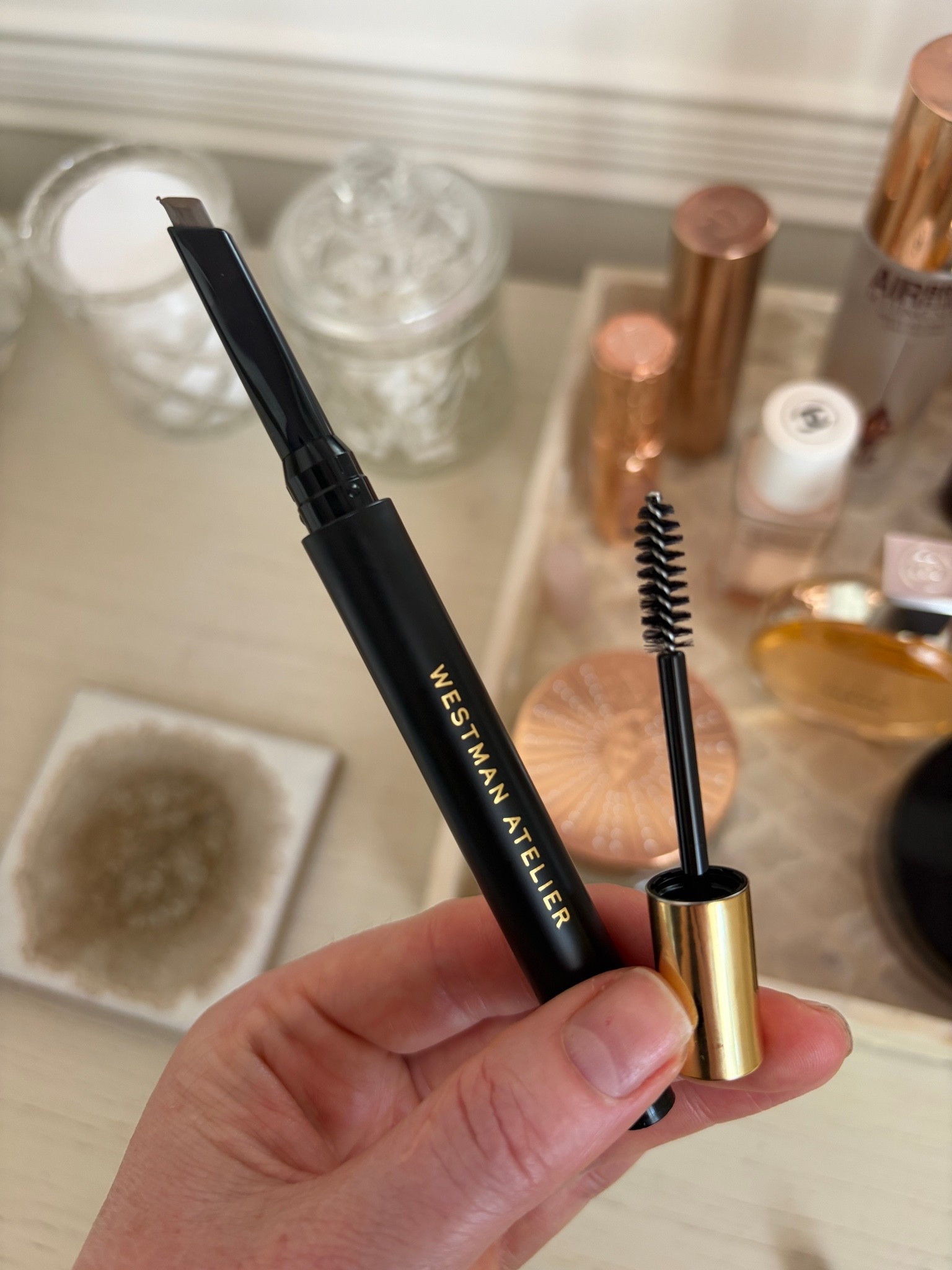 Love this brow pencil for quick and easy brow, plus it come with a handy spoolie on the other end. Great to pop in your bag for the on the go touch ups. 🖊️✨ I’m using Clay.

#LTKsummer #LTKtravel #LTKbeauty