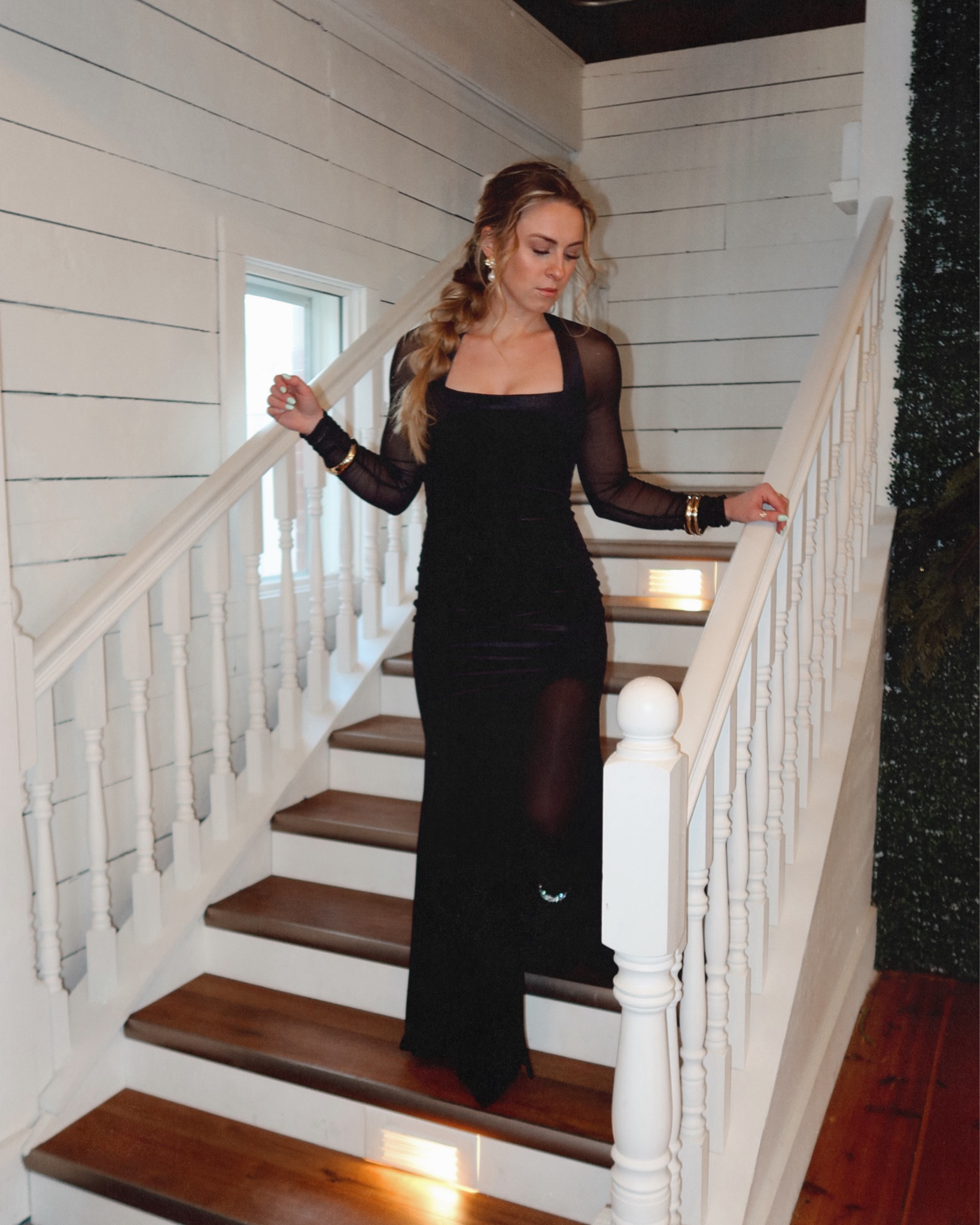 wedding guest dress 🥂🖤✨

#weddingguest #weddingguestoutfit #clubllondon #blackdress #formalwedding #formaldress #weddingdress #velvetdress 

#LTKStyleTip #LTKSeasonal #LTKWedding