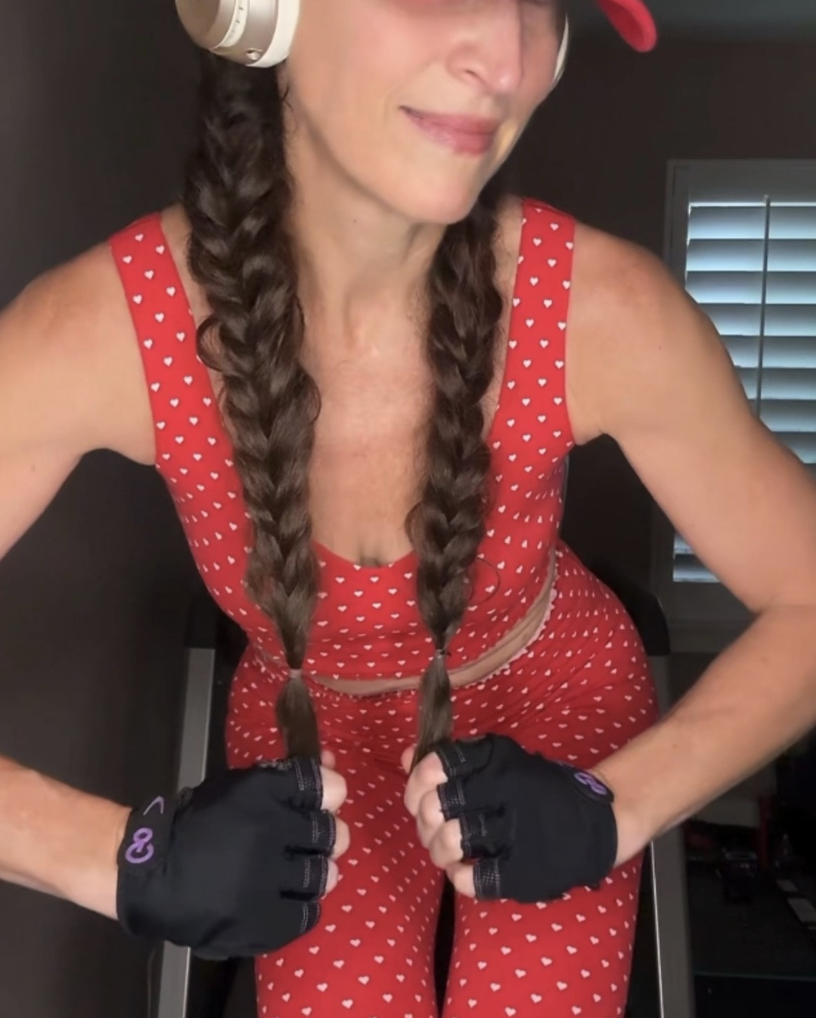 Sweetest workout two-piece in festive red with white hearts print. Cutest little ruffle trim at waist on both top and bottoms. Very flattering. Great compression. Sizing TTS to a little small. If in doubt…size up. If you’re between sizes…round up. I’m usually a small but got mediums in both. Great price, fun print (especially for February!), sweet details, and ready for a workout!

#LTKselfcare #LTKFindsUnder50 #LTKfitnessgoals