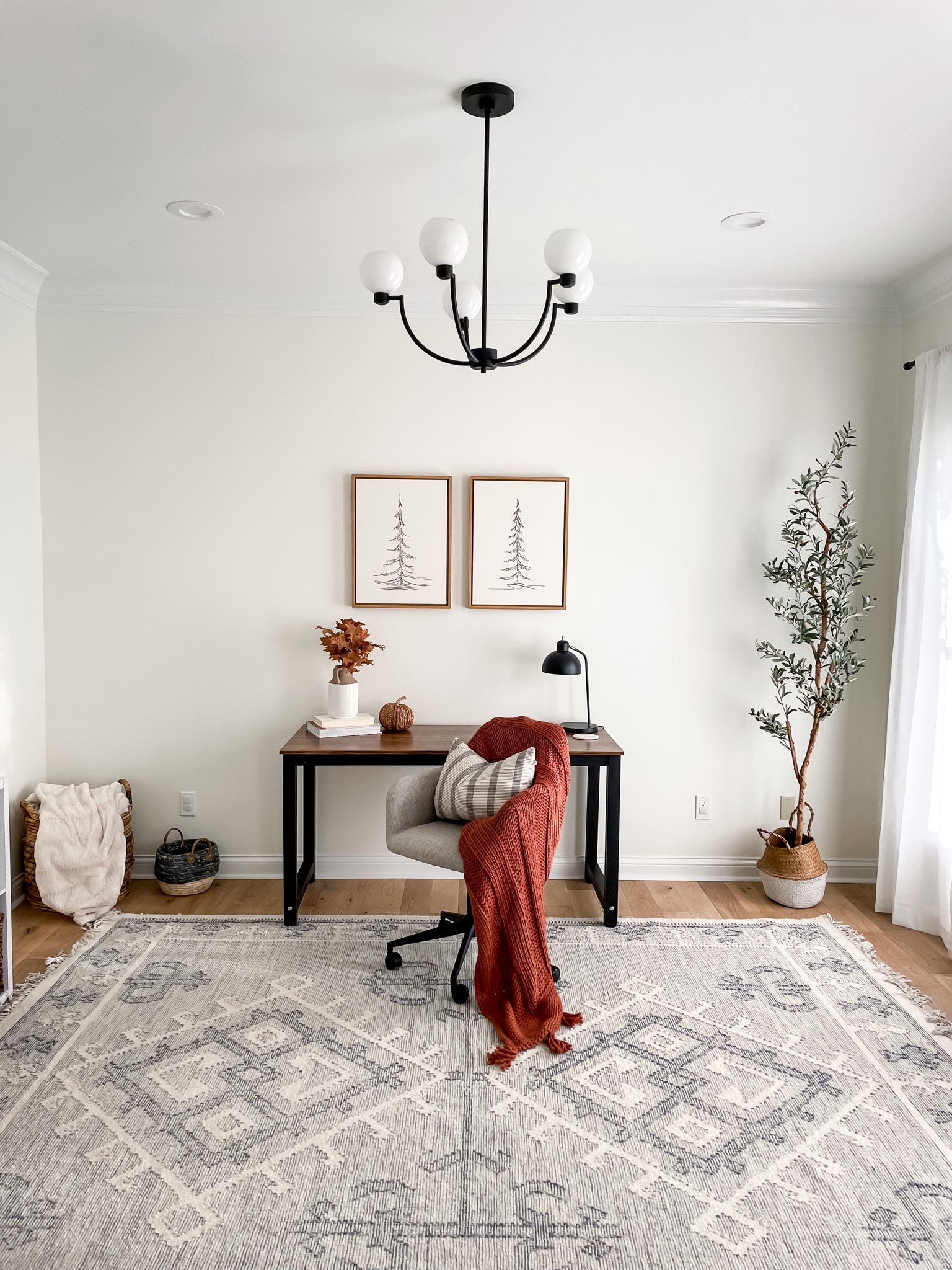 Serena and lily alamere rug on sale - 20% off with code UPGRADE 

#LTKSale #LTKhome #LTKFind