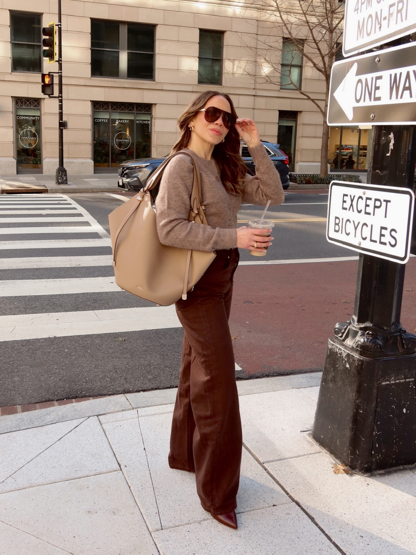 All the neutral tones 🤎🐻🍄‍🟫👜🥠Is it just me, or is it really hard to figure out what to wear in January?

#winterfashion2026 #neutralfashion #neutralstyle #citystyle #zarafashion neutral outfit, wide-leg trousers, chic street style, minimalist fashion, casual style

#LTKgrwm #LTKPetite
