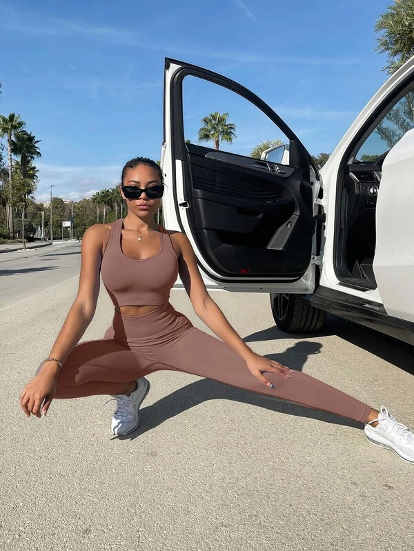 2pcs Seamless Yoga Set Tracksuit Gym Set Scoop Neck Tank Top Stitching Trim Tummy Control Legging... | SHEIN