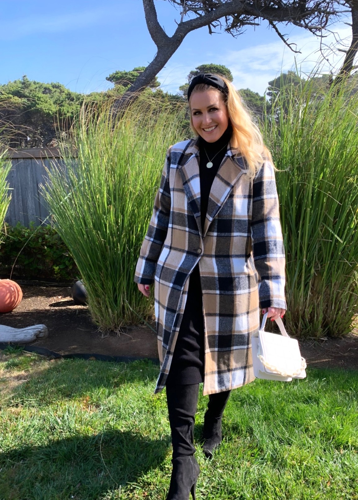 Fall outfit inspo

Shein Plaid coat large
Amazon Black turtleneck sweater dress large 
Black amazon headband 
Black amazon knee high boots
Amazon coin necklace 
Shein quilted chain bag




This would be a great outfit for a Pumpkin patch, Halloween or Thanksgiving!



#LTKCon #LTKSeasonal #LTKHalloween