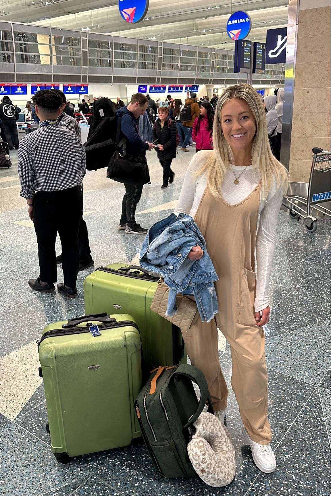 The ONLY airport travel outfit you’ll ever need! Comes in ever color imaginable and is like flying in pajamas ✈️ 

jumpsuit: SMALL
top: SMALL
jean jacket: SMALL
shoes: 7

*could size down if you desire a less oversized fit 

#LTKtravel #LTKMostLoved #LTKfindsunder50