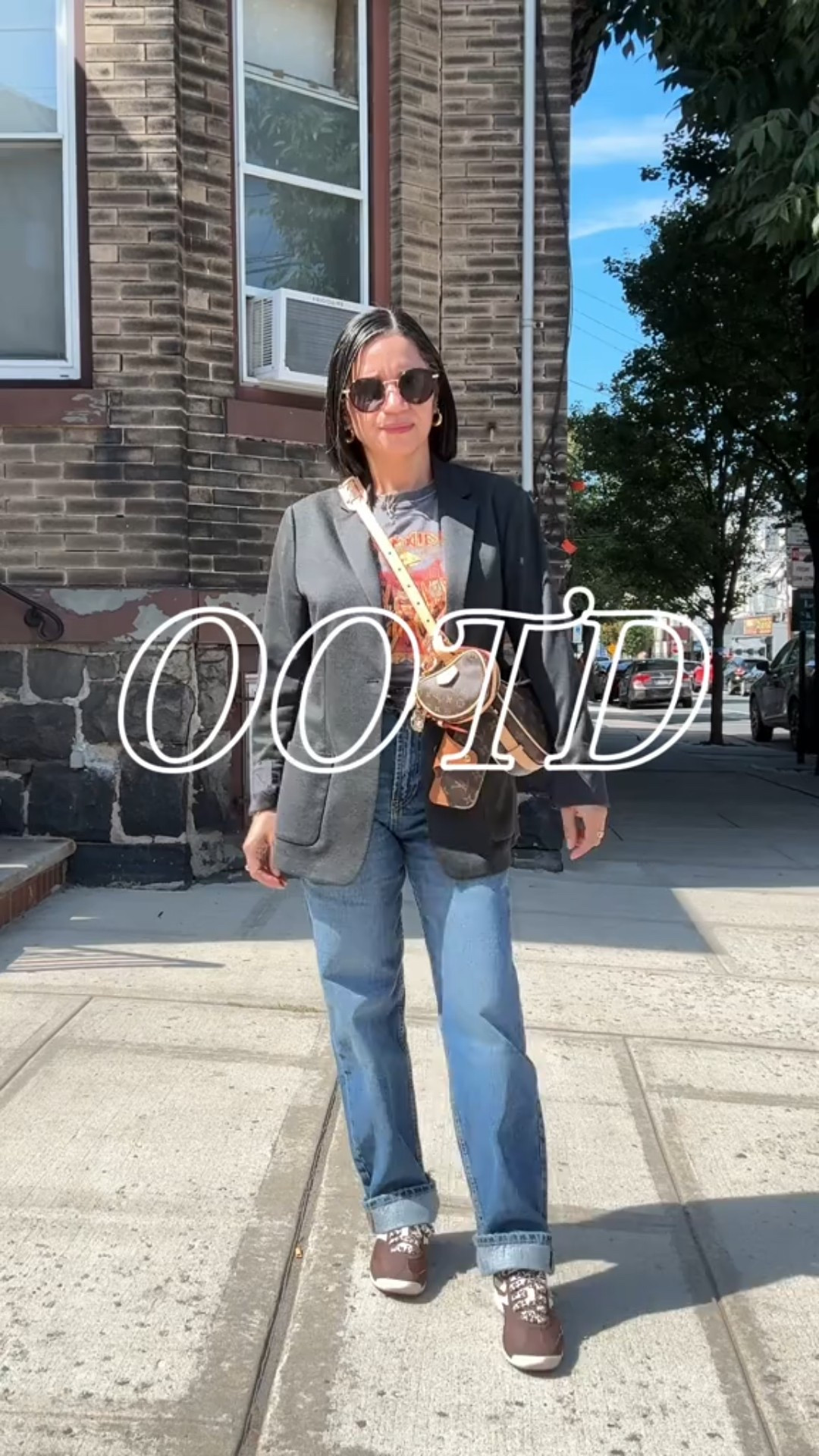 Fall outfit inspo.  You can never go wrong with a t-shirt, jeans and a blazer, plus adding leopard print shoe laces gave my sneakers a whole new vibe.  

OOTD 
Fall ootd inspo
Casual style
Easy and comfortable fashionn

#LTKStyleTip #LTKFallSale #LTKPetite